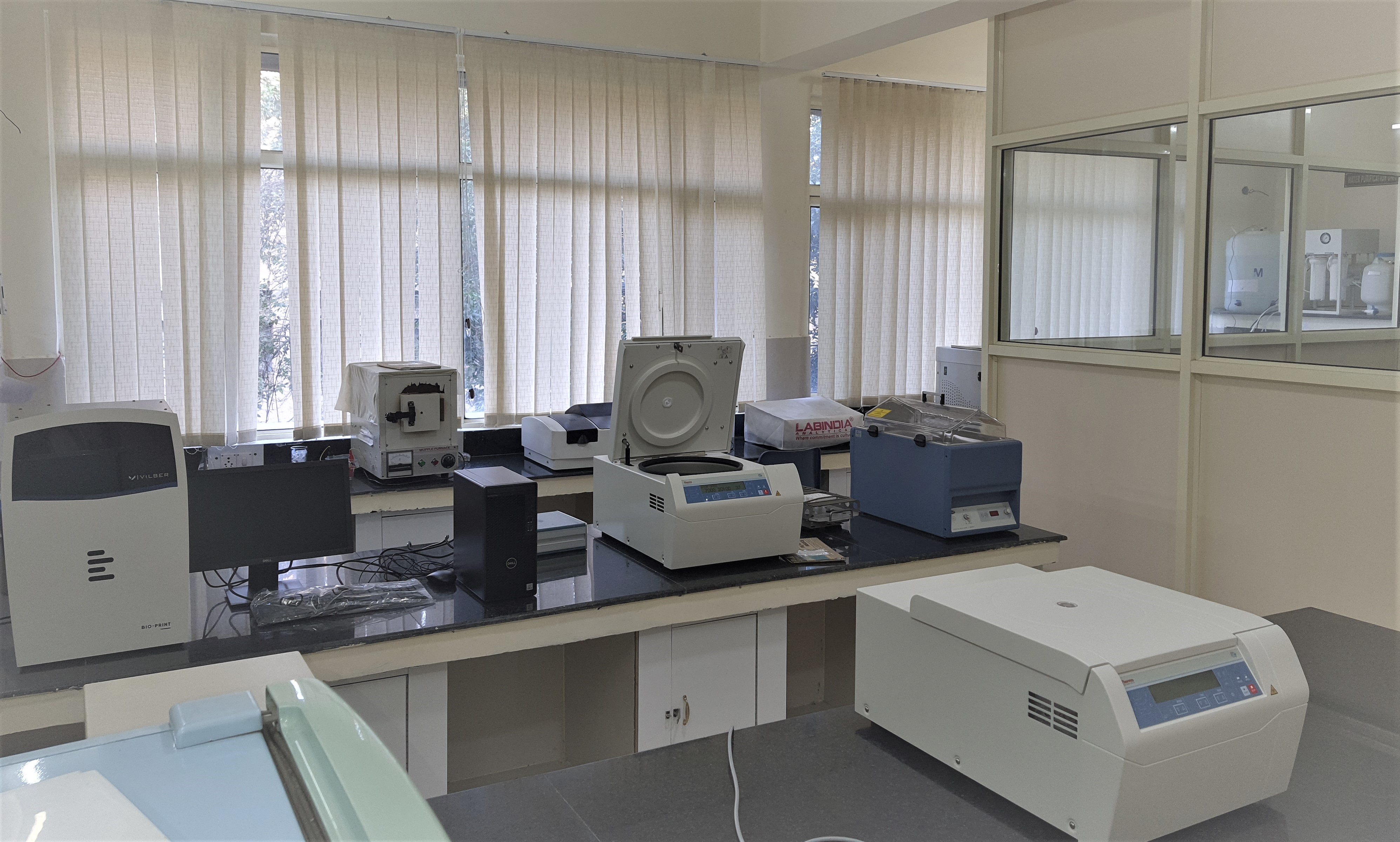 Central Facility Lab, Department of Zoology